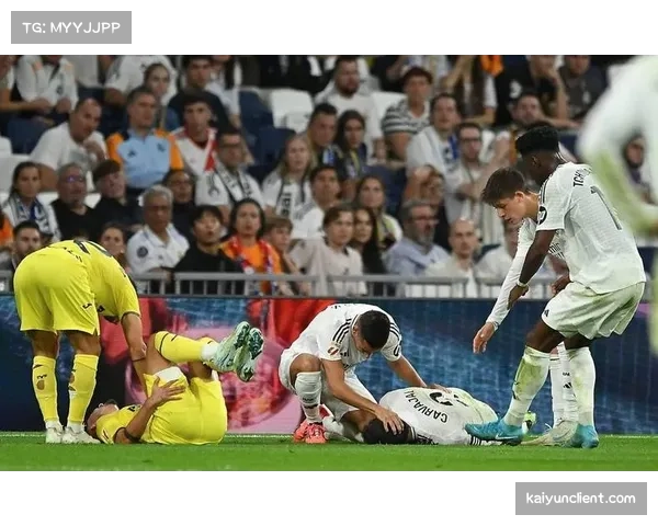 传统强队皇马巴萨危机浮现 更衣室气氛与伤病交织影响